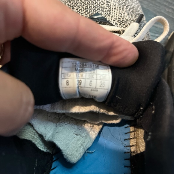 Brooks Shoes Brooks Adrenaline Gts 19 Women's Running Shoes - Size 8 - Picture 2 of 8